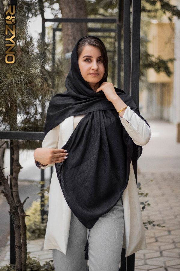 روسری نخی زنبوری منگوله دار کد 1012