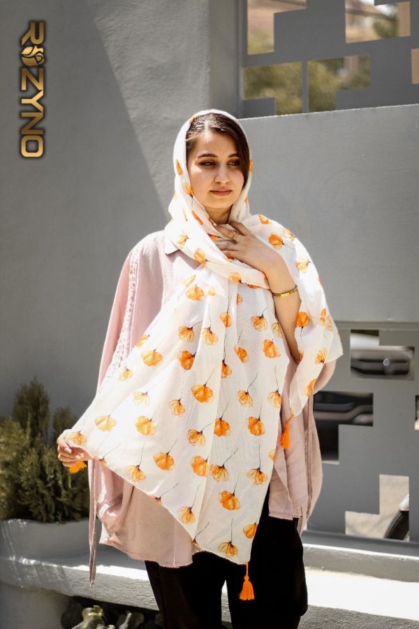شال نخی گلدار منگوله دار کد 1015