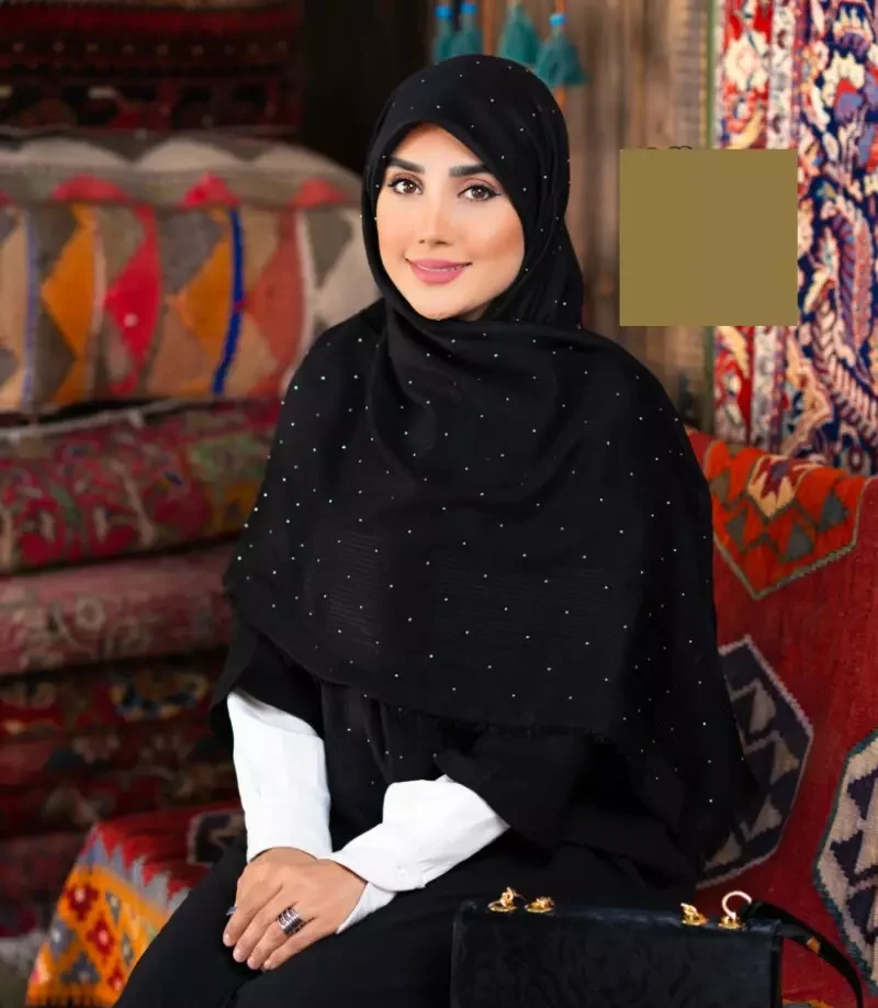 روسری مشکی مناسب برای فرم‌های مختلف صورت