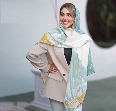 تنوع استایل در روسری قواره 90